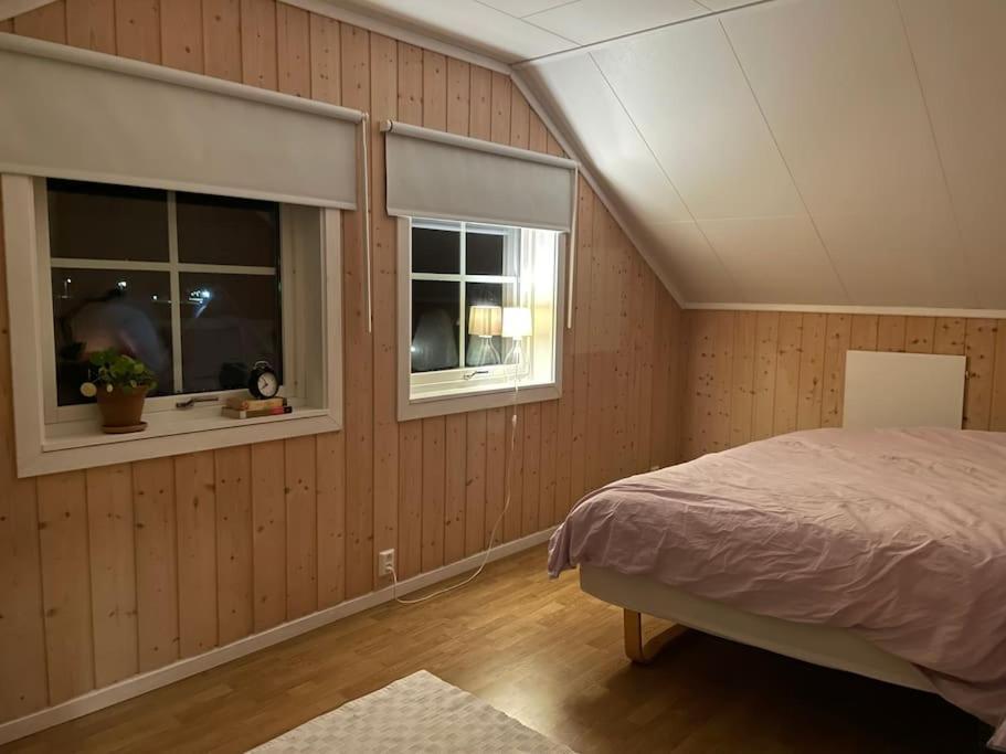 54:An - Flott Rekkehus Med Gangavstand Til Sentrum Røros Exterior foto